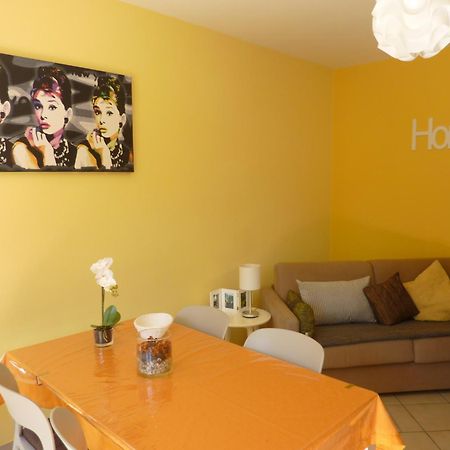 Ferienwohnung Gallo Mit Ueberdachter Terrasse Parkplatz 100 Mtr Z Strand Cannobio Dış mekan fotoğraf
