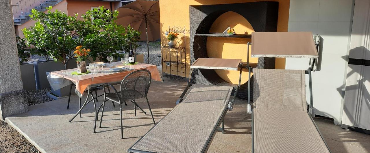 Ferienwohnung Gallo Mit Ueberdachter Terrasse Parkplatz 100 Mtr Z Strand Cannobio Dış mekan fotoğraf